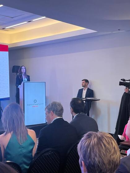 La vicepresidente Victoria Villarruel habló frente a empresarios petroleros en el Argentina-Texas Summit, un evento que reúne también a compañías estadounidenses