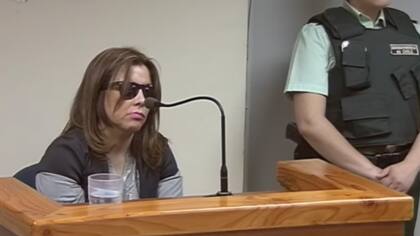 La víctima, durante el juicio al hombre que le arrancó los ojos