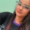 Una joven murió electrocutada mientras se planchaba el pelo en Brasil