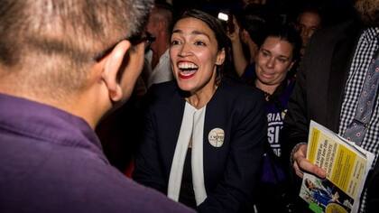 La victoria de AOC en las primarias en su distrito del Bronx en 2018 fue una sorpresa incluso para ella.