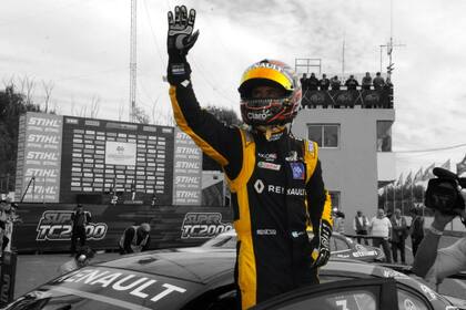 La victoria de Pernía no sufrió riesgos a lo largo de las 26 vueltas en el Cabalén