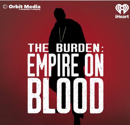 La vida de Buari está retratada en un podcast