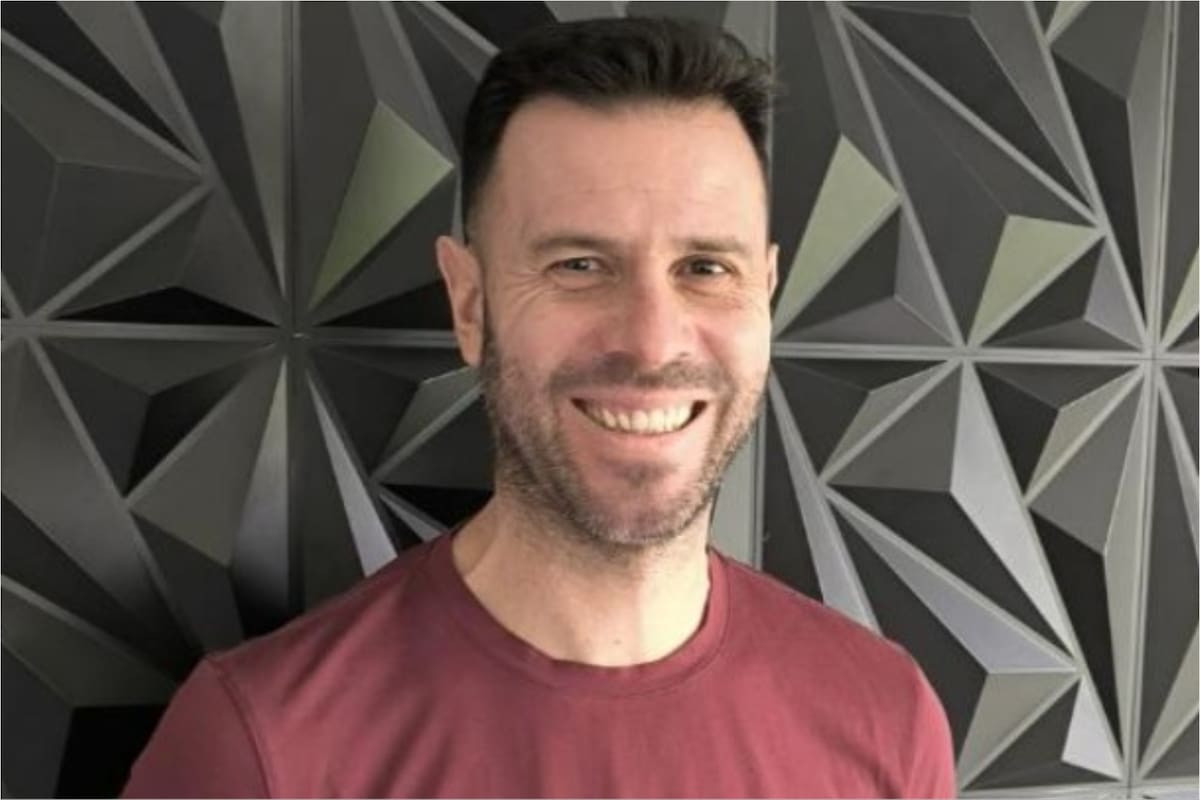 De Campeón de Boca a Experto en Finanzas: La Sorprendente Vida de Un Ex-Futbolista que Dejó el Fútbol para Conquistar Wall Street