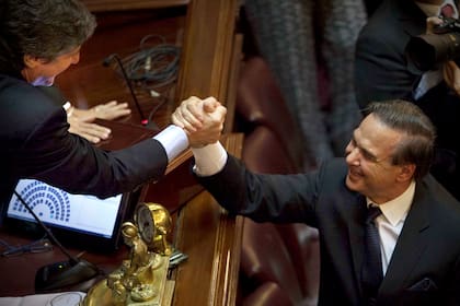 Pichetto y Boudou en la jura de senadores del 27 de noviembre de 2013