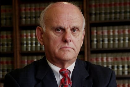 La vida y trayectoria de John C. Coughenour