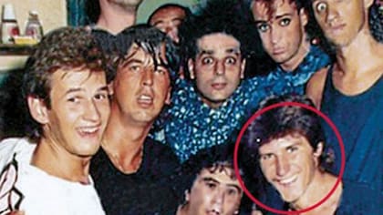 Pasaba música en Frisco Bay y fue el organizador de Rock in Bali, festival en el que tocaron bandas como Soda Stéreo