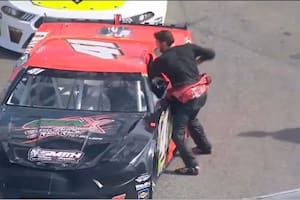 La deplorable actitud de un piloto de Nascar en plena clasificación: qué le pasó