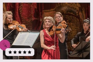 La violinista Antje Weithaas, junto con la Orquesta de Cámara del Concertgebouw; un concierto exquisito, de virtuosismo espectacular