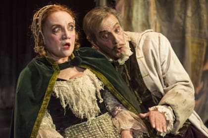 Stella Galazzi y Mario Alarcón, en La vis cómica, de Mauricio Kartun