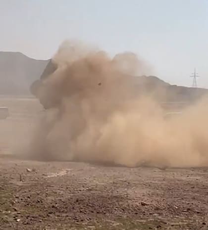 La visibilidad en el sector era nula debido a la tierra en suspensión por el paso de otros rodados