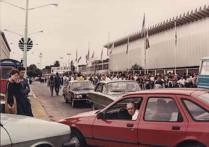 La visita a la Feria del Libro es un clásico de la cultura desde mediados de la década de 1970