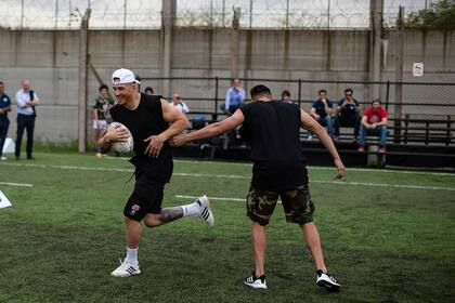 La visita de los All Blacks al penal de San Martin