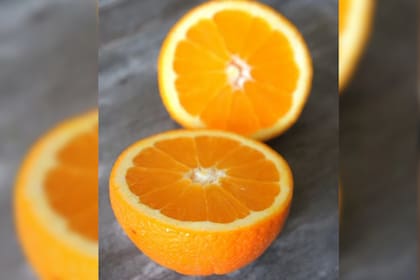 La vitamina C de la naranja ayuda a combatir a las arrugas (Foto Pexels)