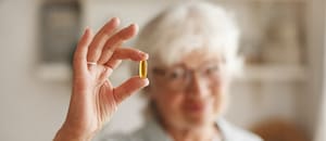 La vitamina que retrasa el envejecimiento y mejora la piel