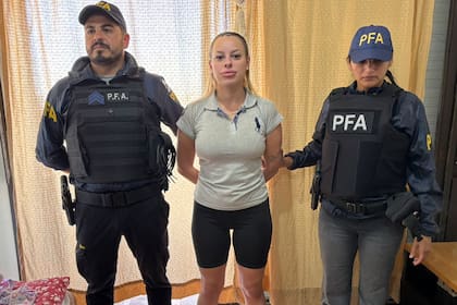 Seducción, somníferos y robo: cayó una joven acusada de engañar a un hombre que conoció en un bar de Palermo - Image 3