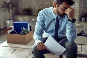 Ola de despidos en Chicago: la lista de empresas que recortarán personal en enero según el WARN Act