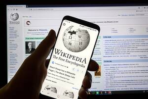 Wikipedia en español: cumple 20 años con casi 1,7 millones de artículos