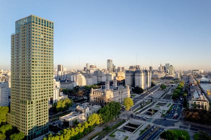 Costantini inauguró una torre de lujo de US$90 millones de inversión en un "nuevo barrio porteño