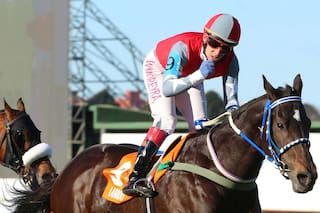 El encierro que definió la carrera principal, la sociedad menos pensada, el velocista "tres estrellas" y un final inédito