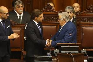 Lacalle Pou y Pepe Mujica viajarán juntos a Brasil