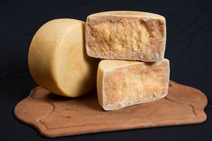 El queso de rallar será uno de los productos que se vendan al costo