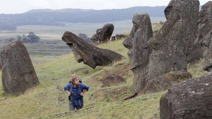 Ladera del volcán Rano Raraku, la cantera de los moai