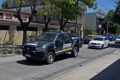 Ladrones ingresaron a una vivienda en Villa Bosch para robar violentamente.