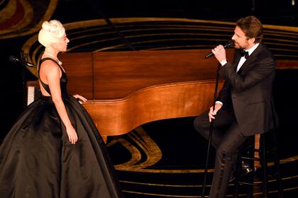 Shallow, la canción central de Nace una estrella