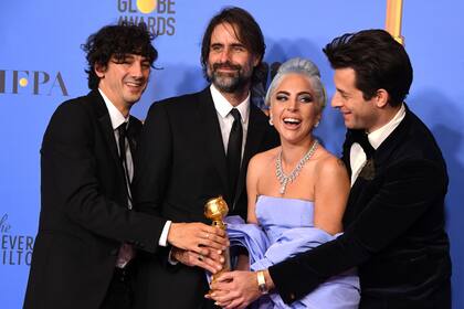 Lady Gaga y el Globo de Oro a mejor canción original, por Nace una estrella