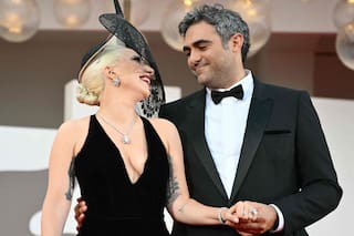 De las miradas de Lady Gaga y su novio a los besos de Daniel Craig y Rachel Weisz en la alfombra roja