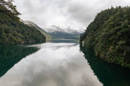 Lago Cisne, en el Parque Nacional Los Alerces