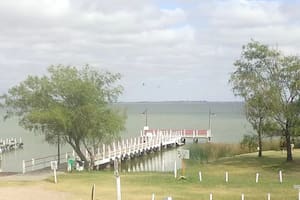 Un chico de 7 años está grave tras chocar una moto de agua contra otra que manejaba su padre