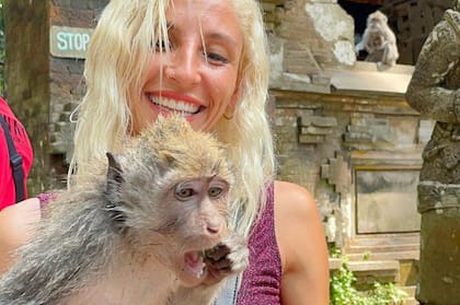 Lahisa emprendió un recorrido por la costa española.