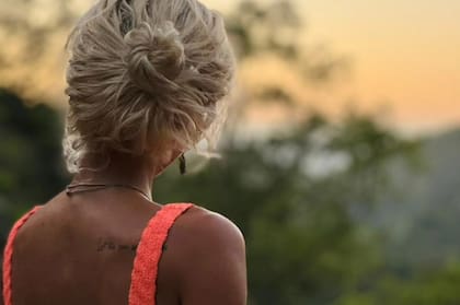 Lahisa estaba por ingresar a un tiempo sin tiempo, por lo que los horizontes por descubrir dibujaban paisajes poco claros, aunque intrigantes.