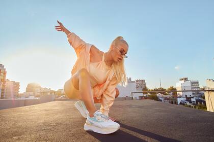 Lali Esposito hará una canción con Tini pero no se conocen más detalles