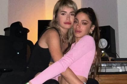 Lali Espósito y Tini Stoessel juntas