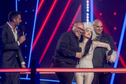 Lali vivió intensamente la performance del cantante (Foto: Gentileza Telefe)