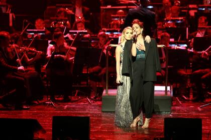 Lali y Bebe, en uno de los momentos emotivos de la noche