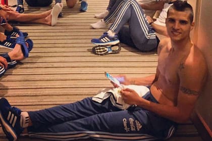 Lamela tiene dos estrellas, una en cada hombro