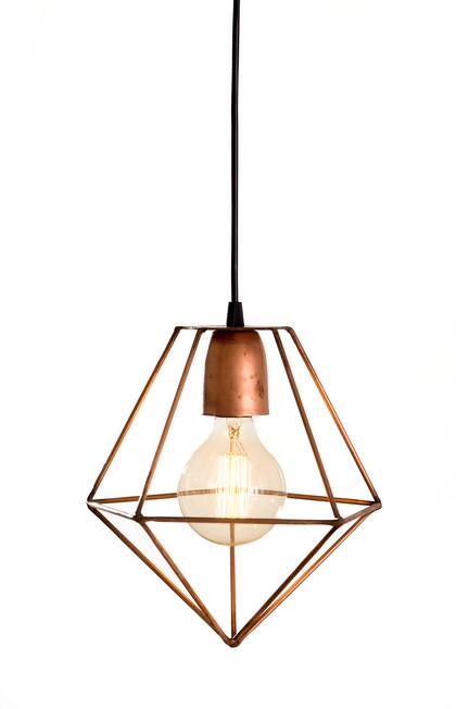 Lámpara de techo de cobre (Pulso, $1.300)	
