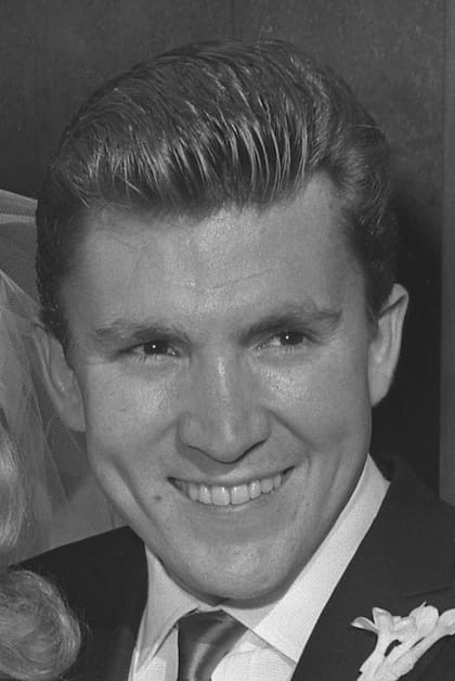 Lance, el único hijo de Barbara Hutton falleció en un accidente de avión cuando tenía 36 años