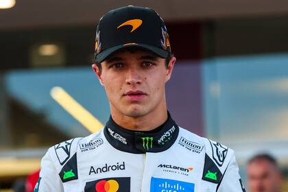 Lando Norris tuvo una floja largada en la carrera sprint y eso desembocó en el accidente con su compañero de equipo; luego quedó a cierta distancia de Verstappen en la qualy.
