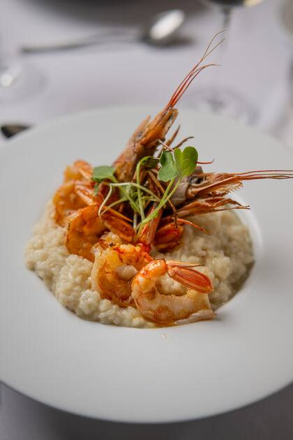 Langostinos con arroz basmati.