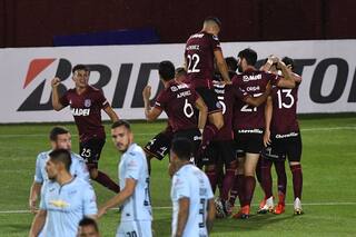 Lanús: con la potencia de sus pibes, goleó a Bolívar y crece en la Sudamericana