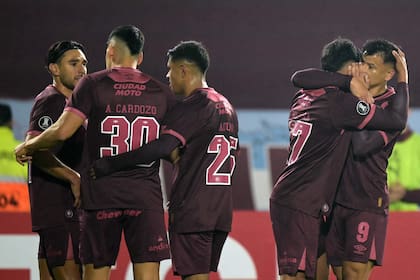 Lanús, tercero en su grupo en la Copa Libertadores, jugará en 16vos de final ante Cienciano