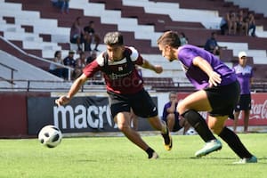 En una jornada de amistosos, un desmembrado Lanús no pudo con Villa Dálmine