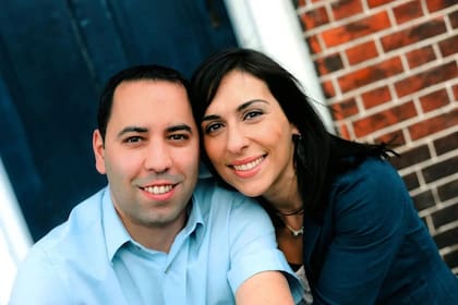 LaPlaca y su marido, Jason R Carty foto: (FB: Jason R Carty)