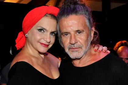 Laport junto con su esposa, Viviana Sáez, un matrimonio duradero