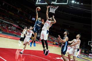 Mundial de básquet. Cómo hace la Argentina para abrirse camino entre gigantes