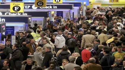 Largas esperas en el aeropuerto de Heathrow